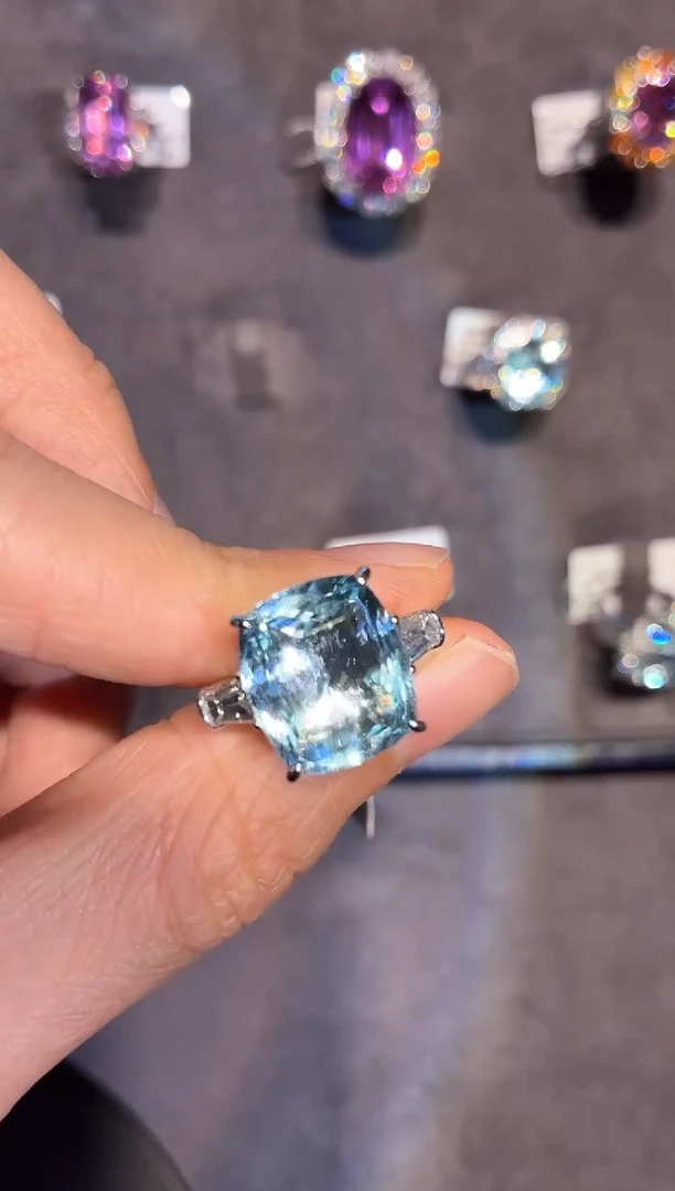 铂Pt950镶嵌戒指海蓝宝石【闪购】9.01ct/同步展会价