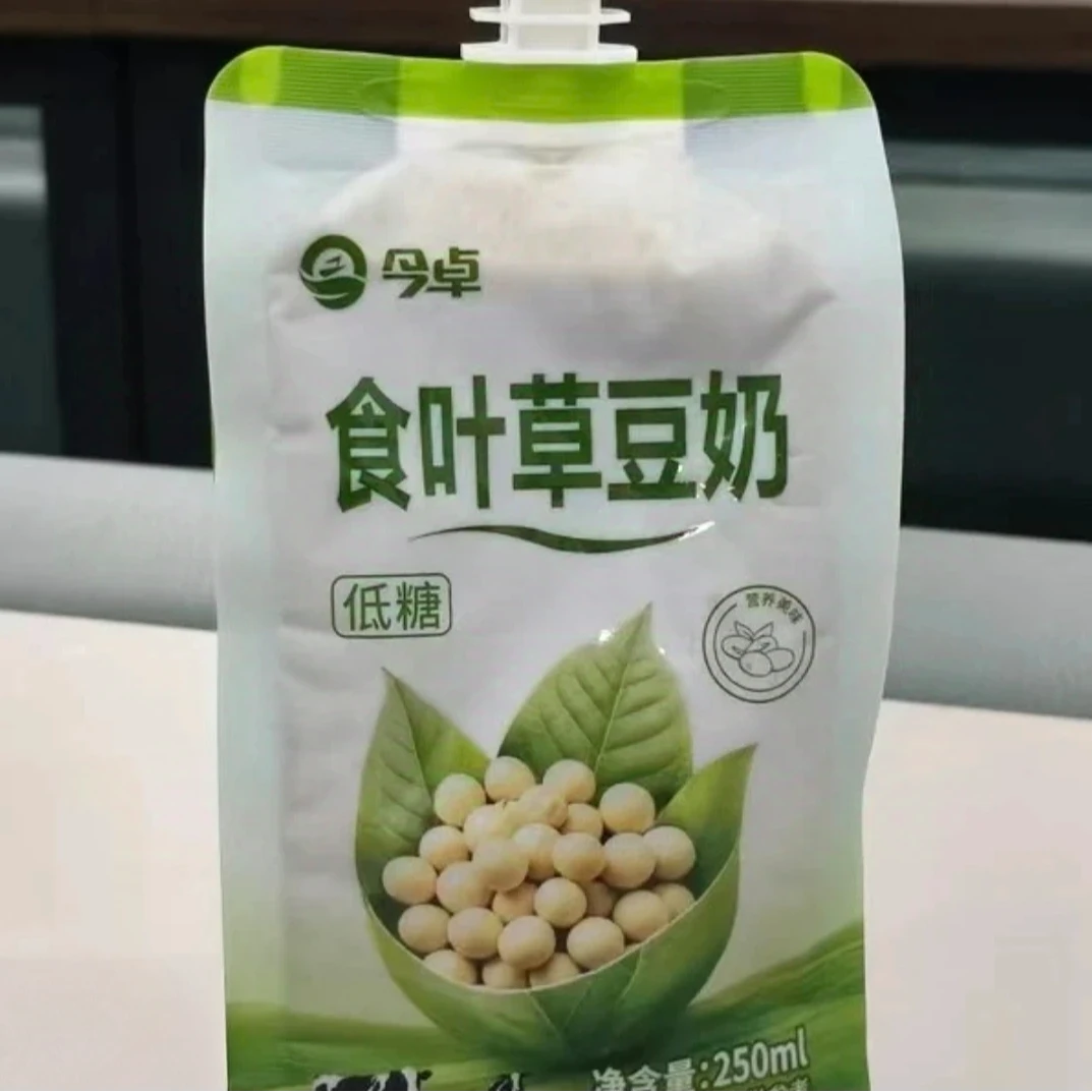 食叶草豆奶，口感醇厚营养丰富*10包