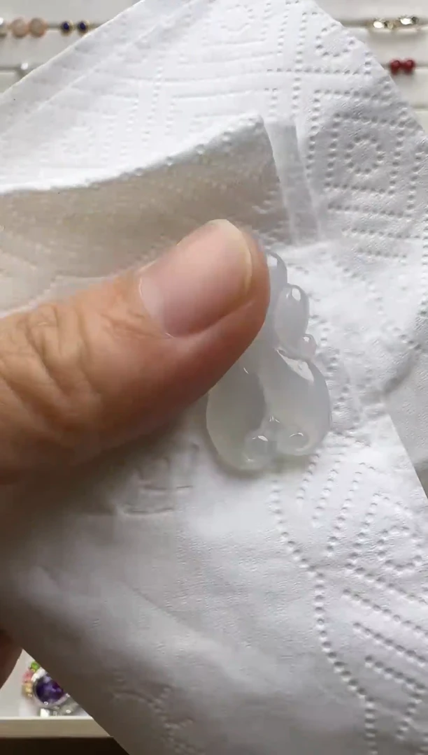 吊坠(不含链)未镶嵌翡翠吊坠(不含链) 未镶嵌 翡翠