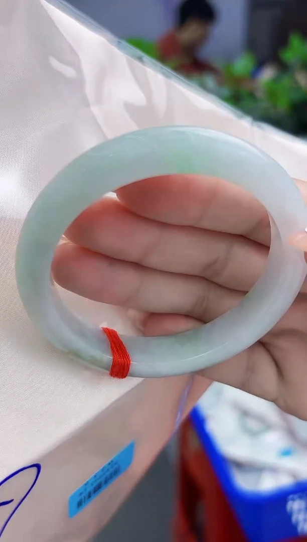 【闪购商品】翡翠手镯未镶嵌翡翠手镯