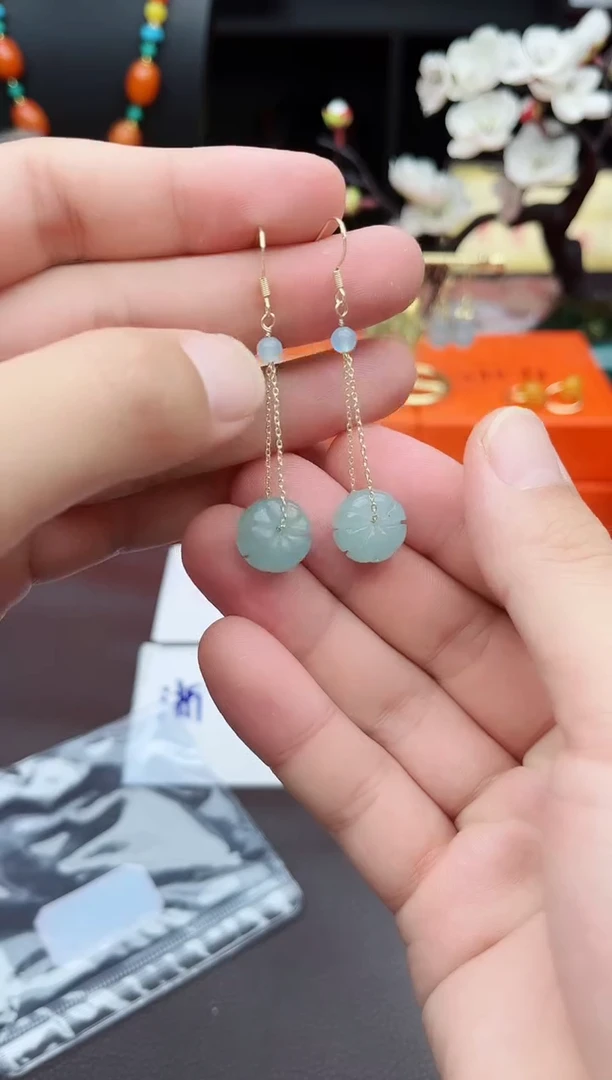 石英质玉（天山翠）银S925镶嵌耳饰716000