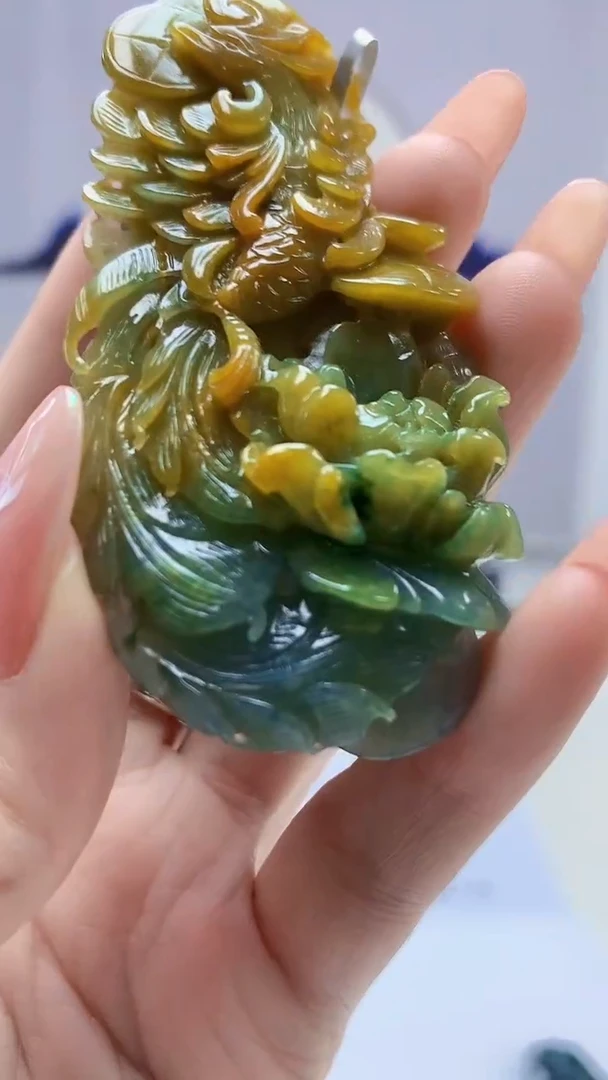 【闪购商品】定制翡翠未镶嵌4688DD-毛货挂件75