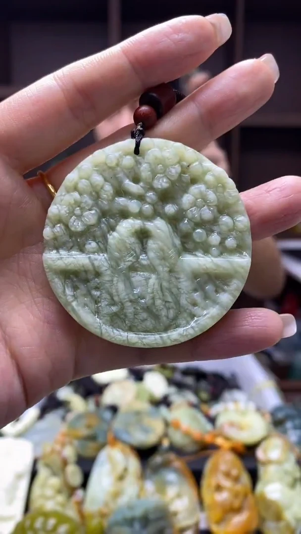 未镶嵌岫玉挂件