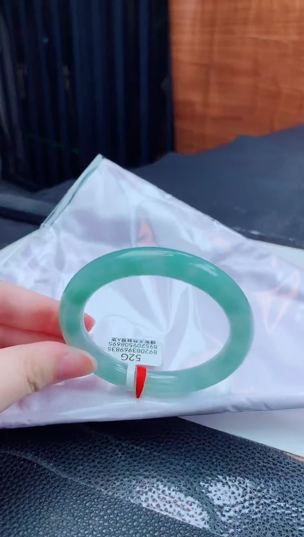 翡翠手镯未镶嵌缅甸天然翡翠A货手镯
