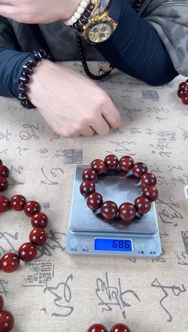 檀香紫檀（小叶紫檀）琴料2.0 67克以上圆珠单圈手串