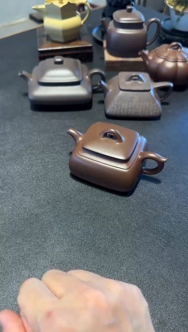 茶壶紫砂勇**前长四方紫砂壶