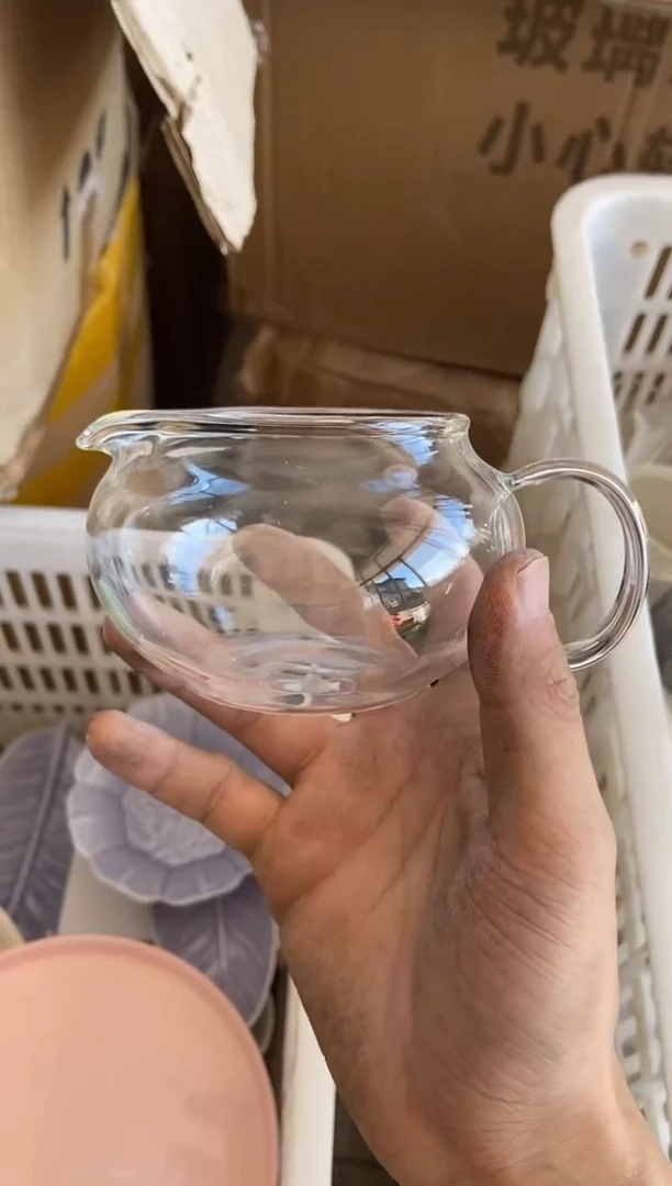 无运费险有瑕疵的摄影的产品有使用过的痕迹有点脏介意勿拍