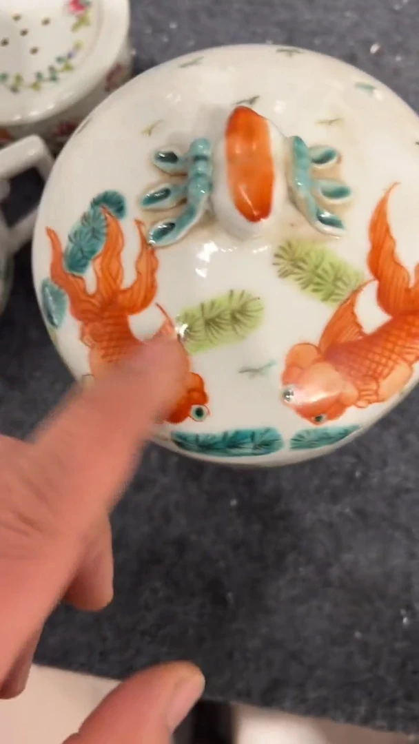 摆件瓷摆件瓷摆件金鱼茶叶罐