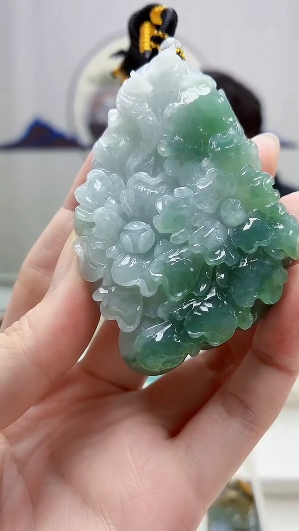 未镶嵌定制翡翠5060zm-毛货挂件90喜上眉梢