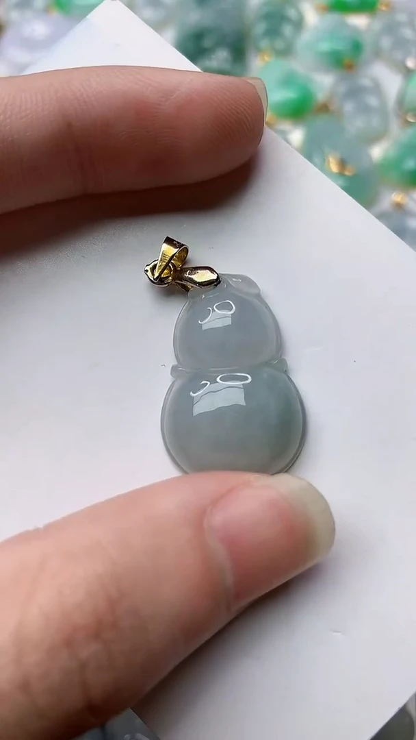 【闪购商品】翡翠颈饰合金4............