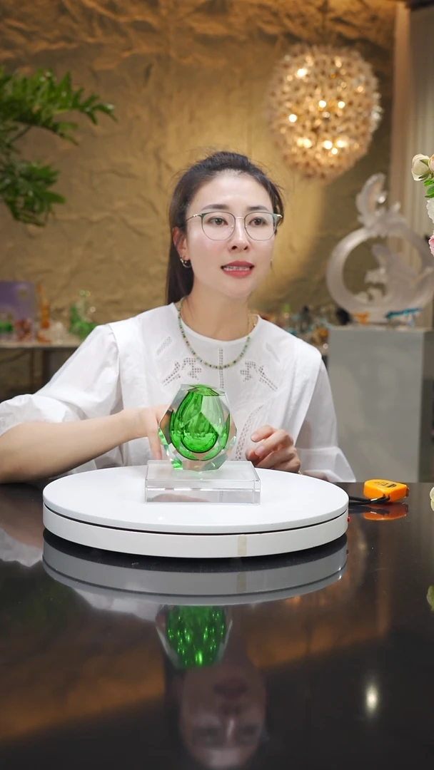 瓷片福利绿色切面香薰瓶
