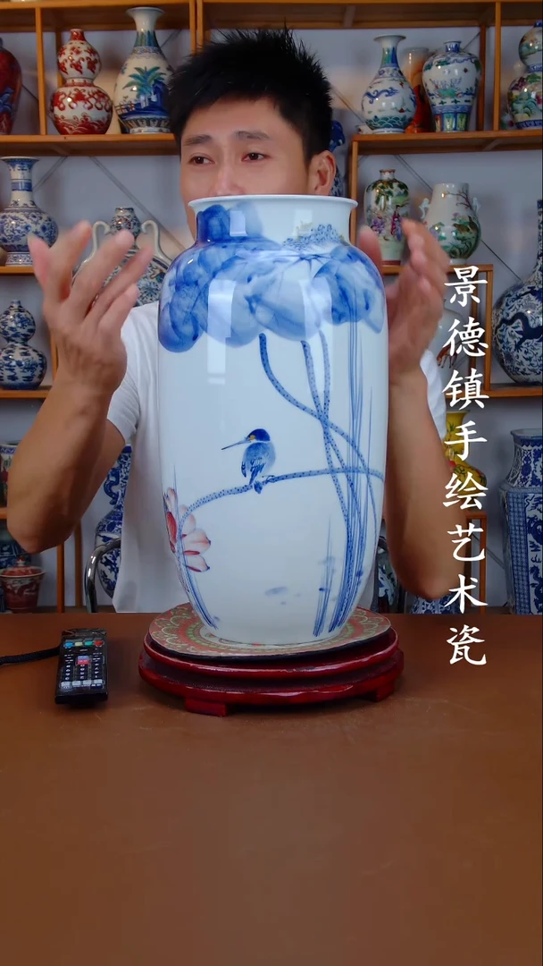 现代景德镇手工手绘陶瓷摆件13
