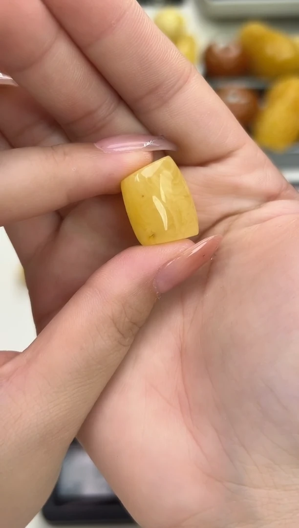 裸石琥珀未镶嵌琥珀蜜蜡吊坠
