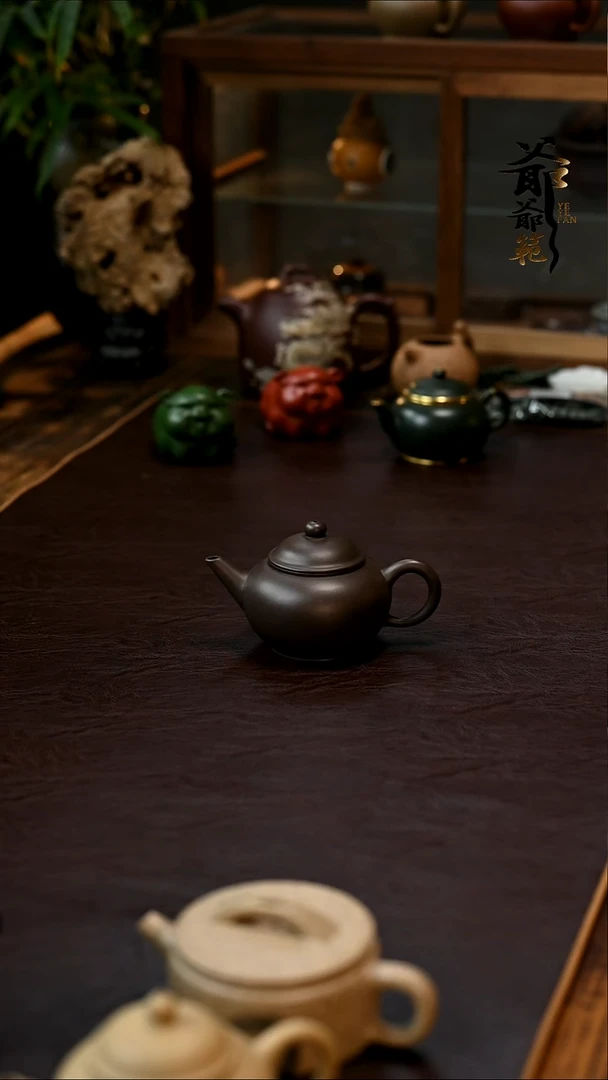 茶壶紫砂A*哥宜兴紫砂壶老壶水平（小月）