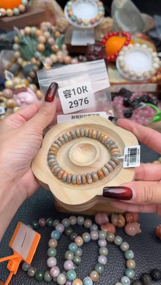 【闪购商品】石英质玉手链未镶嵌10R2976