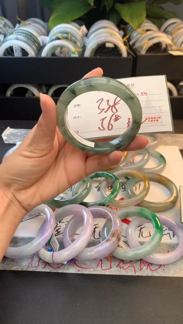 未镶嵌定制翡翠静*毛货需精细抛光+多人