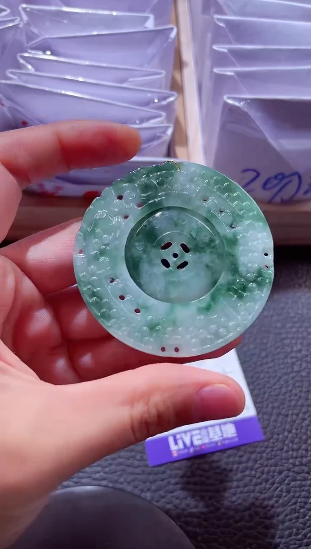 颈饰未镶嵌翡翠00002663