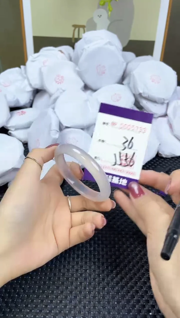 【闪购商品】玛瑙/玉髓手镯未镶嵌5733