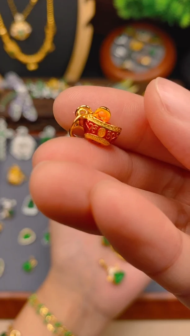 【闪购商品】翡翠吊坠(不含链)银S925镶嵌元宝万能扣