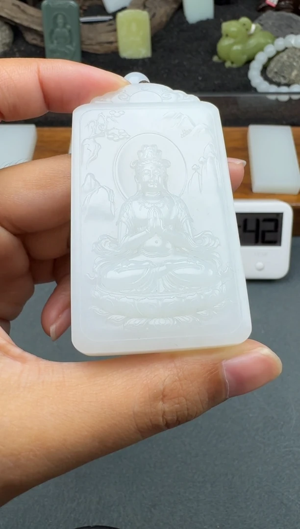 颈饰未镶嵌和田玉1