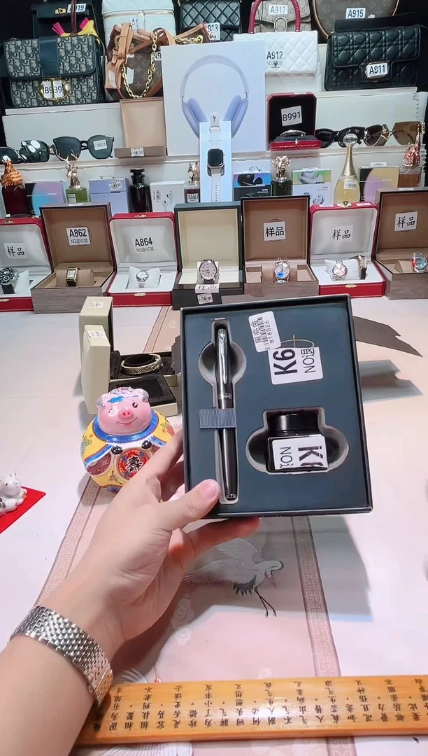 瓷片瓷器 库房到期 全部地板价@@1