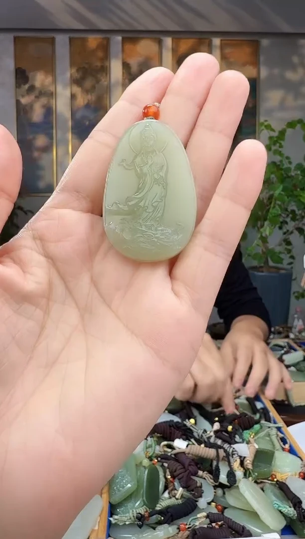 未镶嵌和田玉挂件拍一发一
