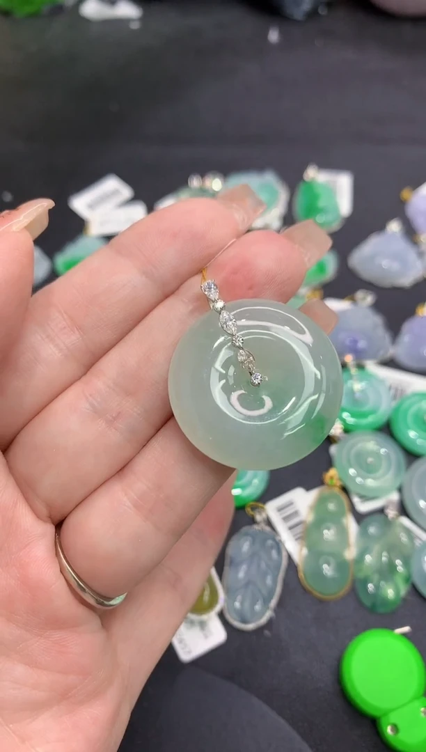 吊坠(不含链)18K金镶嵌翡翠1111111111111