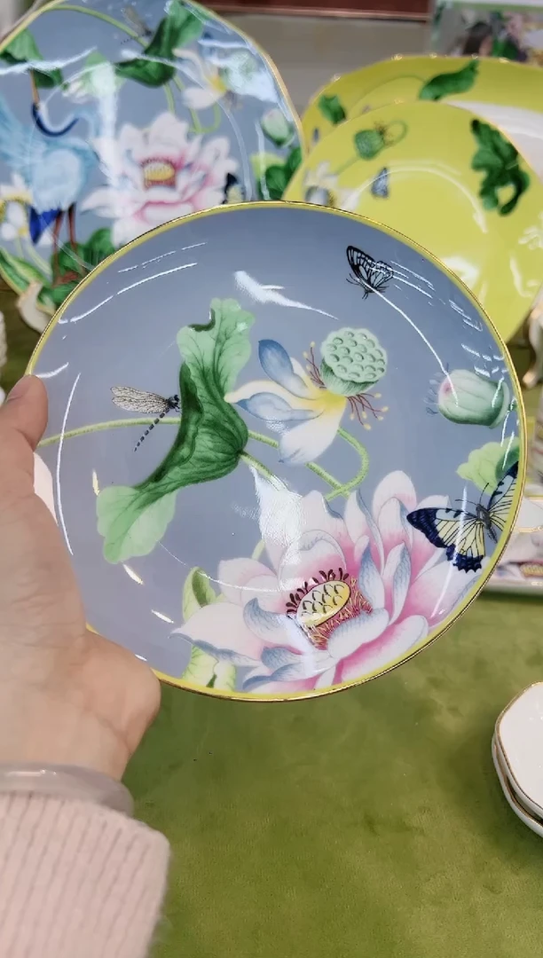 【闪购商品】骨瓷8英寸盘子