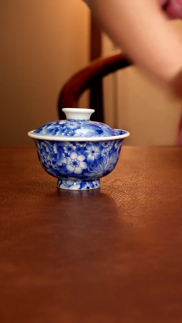 摆件陶景德镇瓷器，青花手绘茶具~