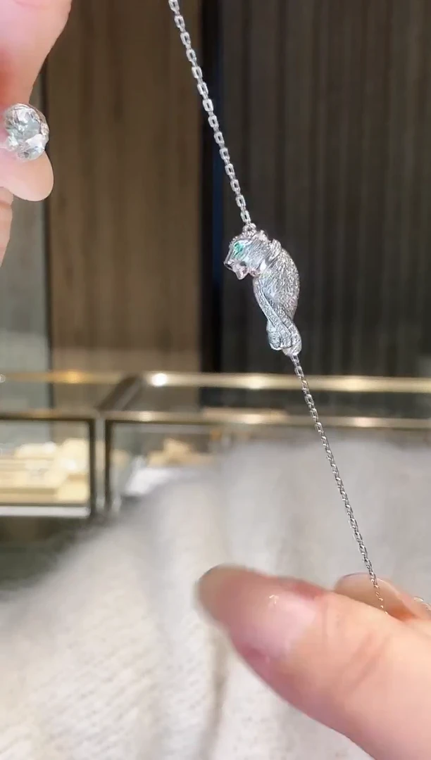 铂Pt950镶嵌手链钻石AY0342-PT-17