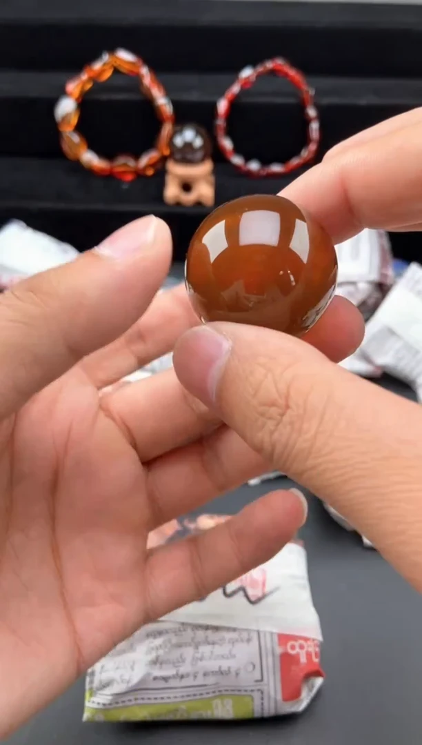 琥珀颈饰未镶嵌棕红珀单珠