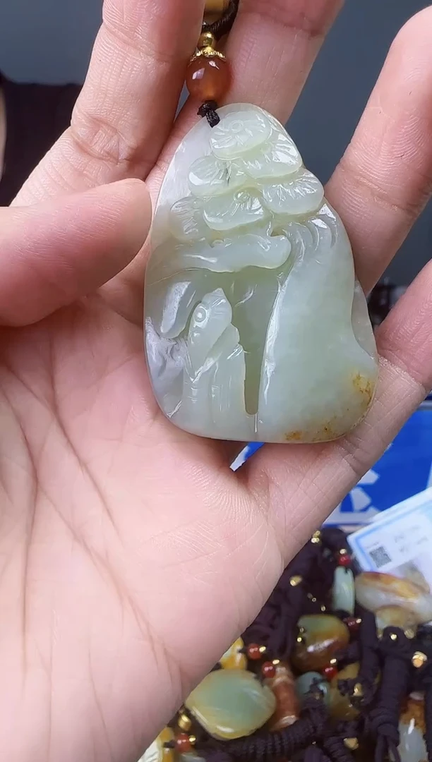 和田玉未镶嵌颈饰1
