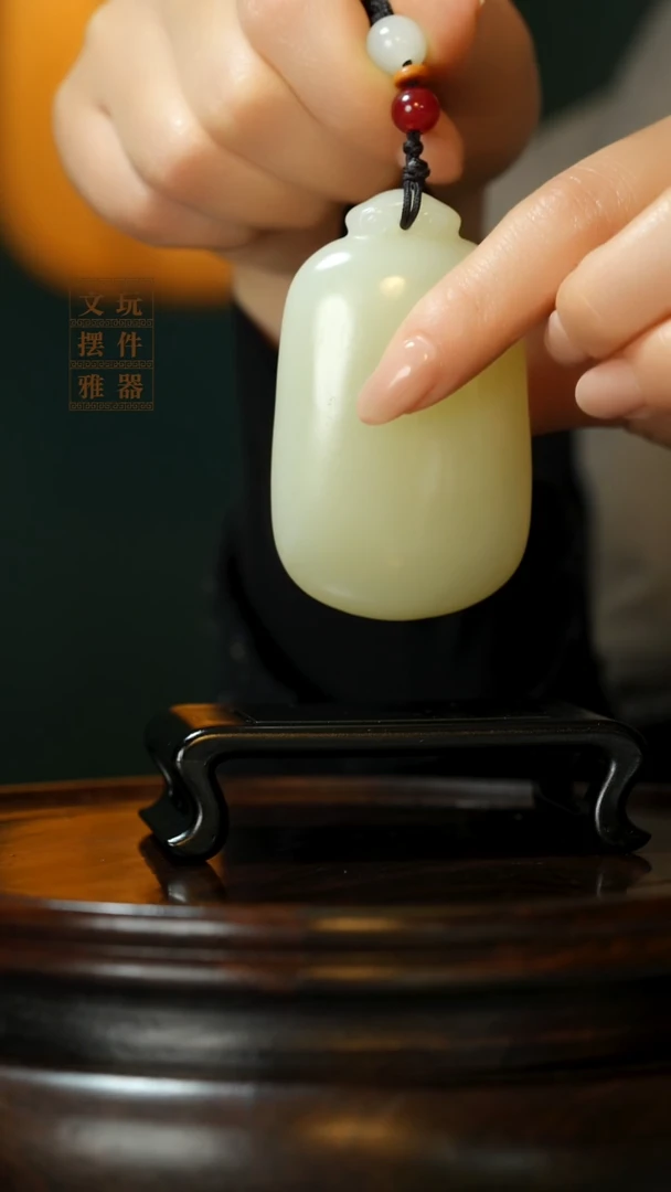 玉《无事牌》手把件摆件