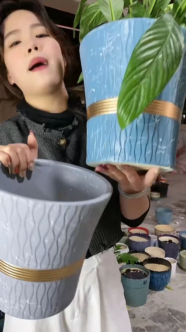 【闪购商品】陶瓷小蛮金边飞丝蓝中+小蛮腰金边飞丝灰中MM