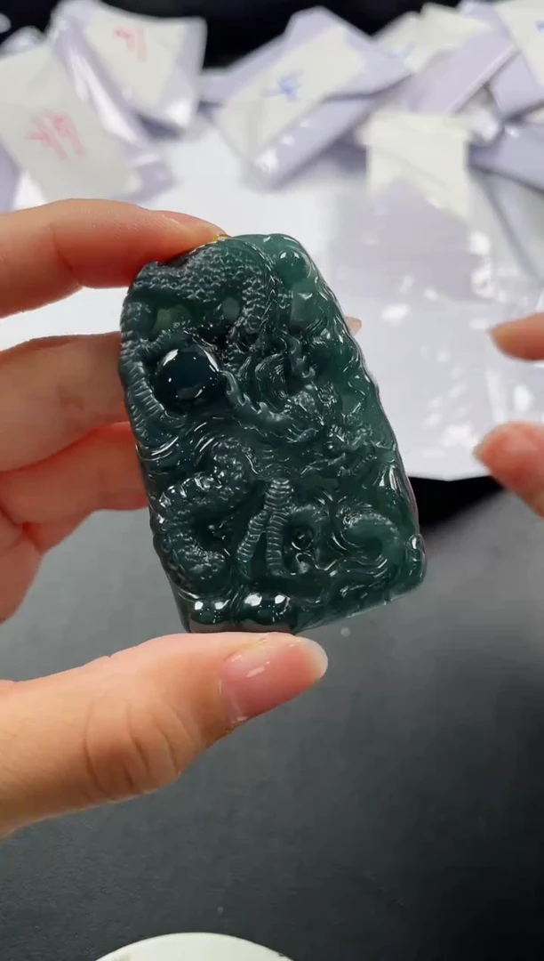 翡翠未镶嵌颈饰基地发货H 6261