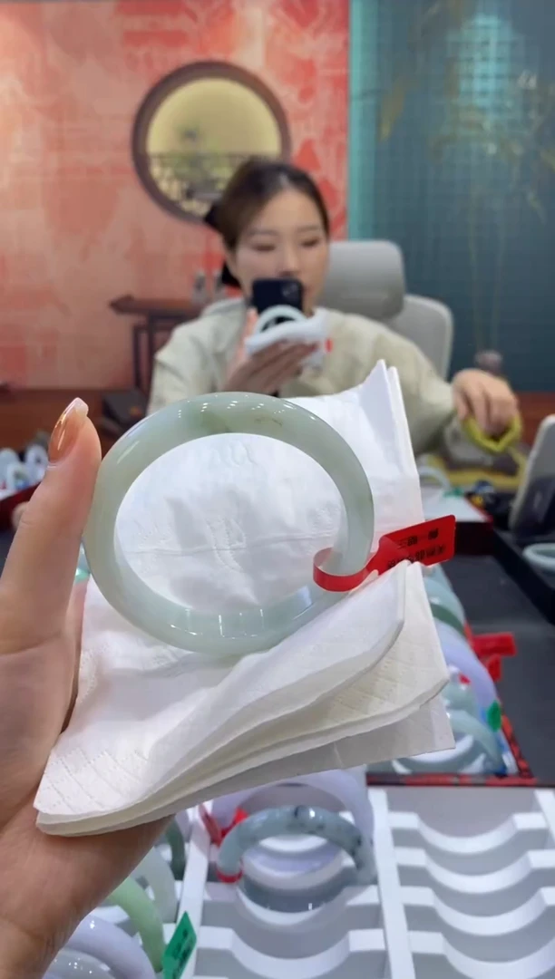 未镶嵌手镯翡翠0042044