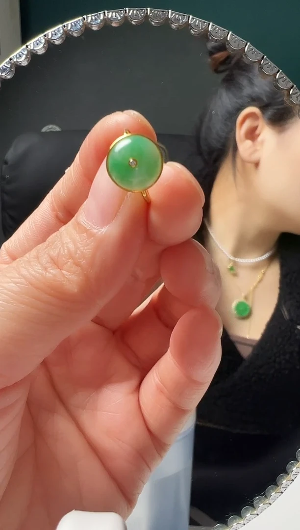 18K金镶嵌翡翠耳饰001