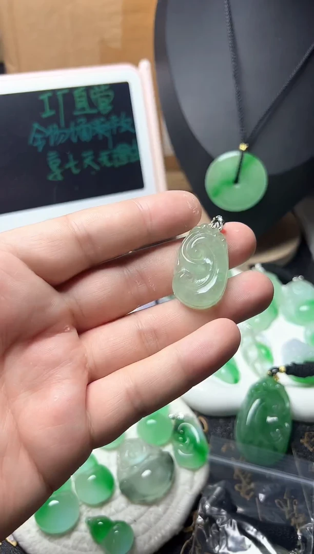颈饰未镶嵌翡翠所见即所得，一图一物