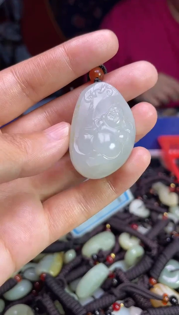 未镶嵌和田玉摆件1