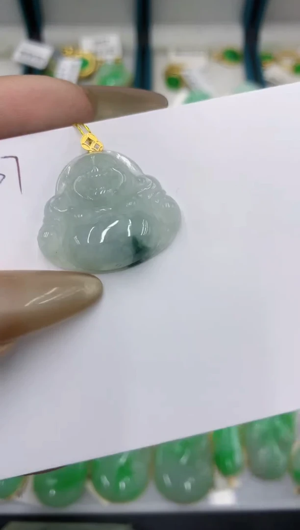 颈饰18K金镶嵌翡翠11111