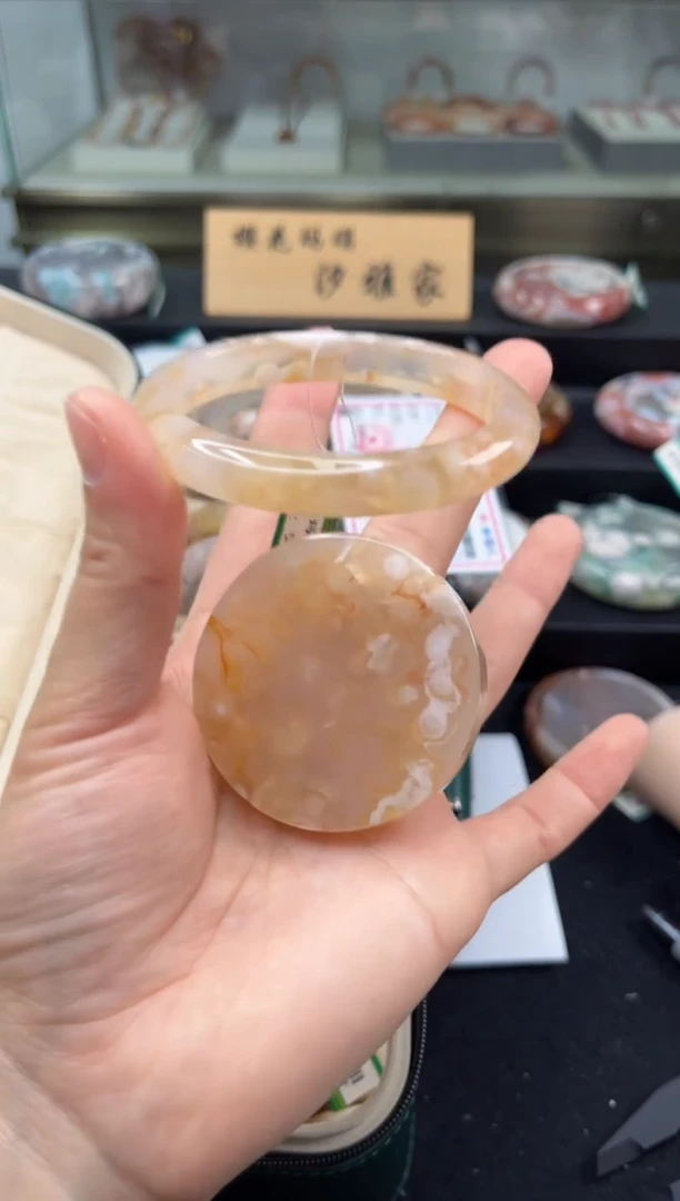 未镶嵌手镯石英质玉56圈口（赠品镯心）3886372