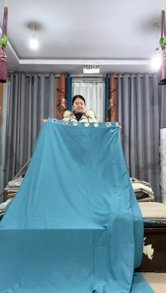 布成品窗帘    26