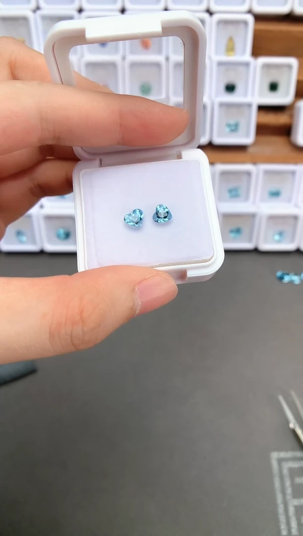 未镶嵌裸石定制海蓝宝石1ct 04069