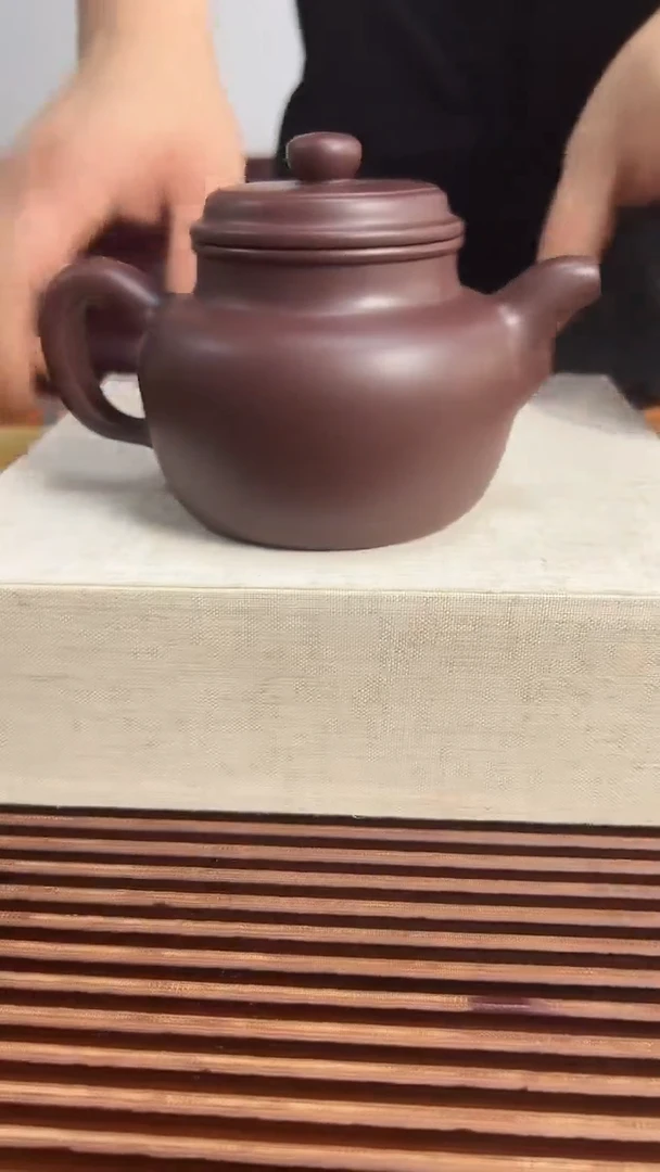 茶壶紫砂大运德钟220cc