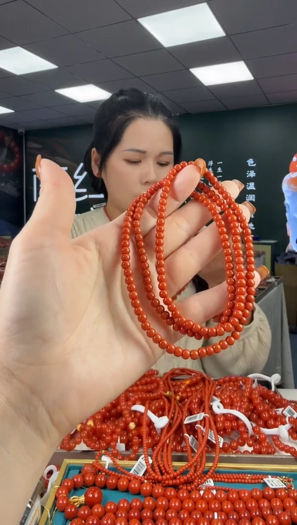 未镶嵌珠串南红玛瑙多样发其一/4/HS1826002080