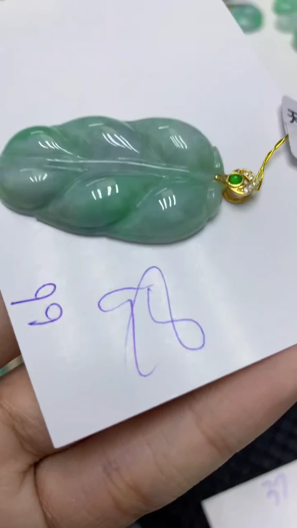 颈饰未镶嵌翡翠缅甸A货翡翠