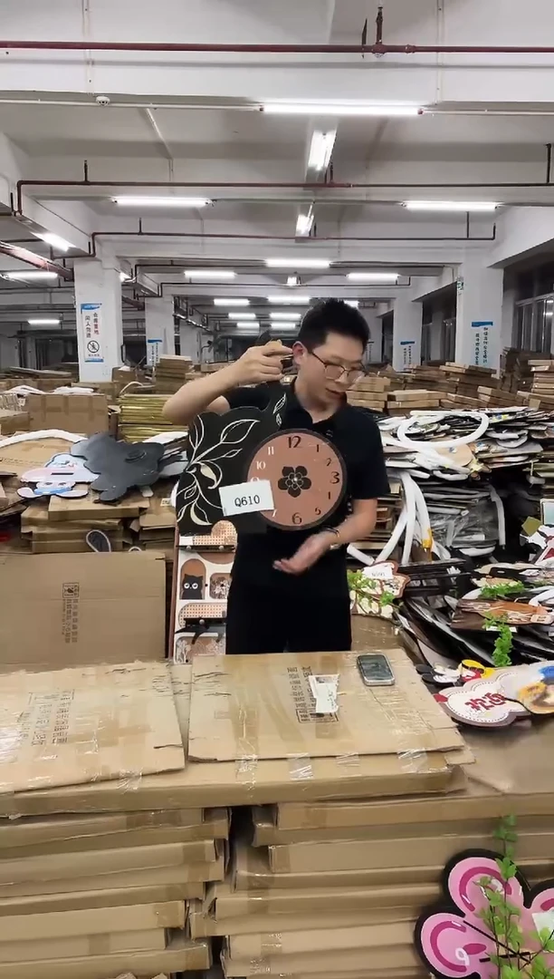 横款果果微瑕孤品闪购Q610