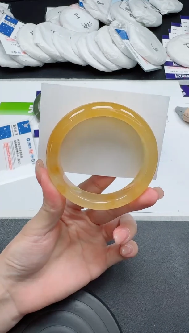 未镶嵌手镯石英质玉0174-5657