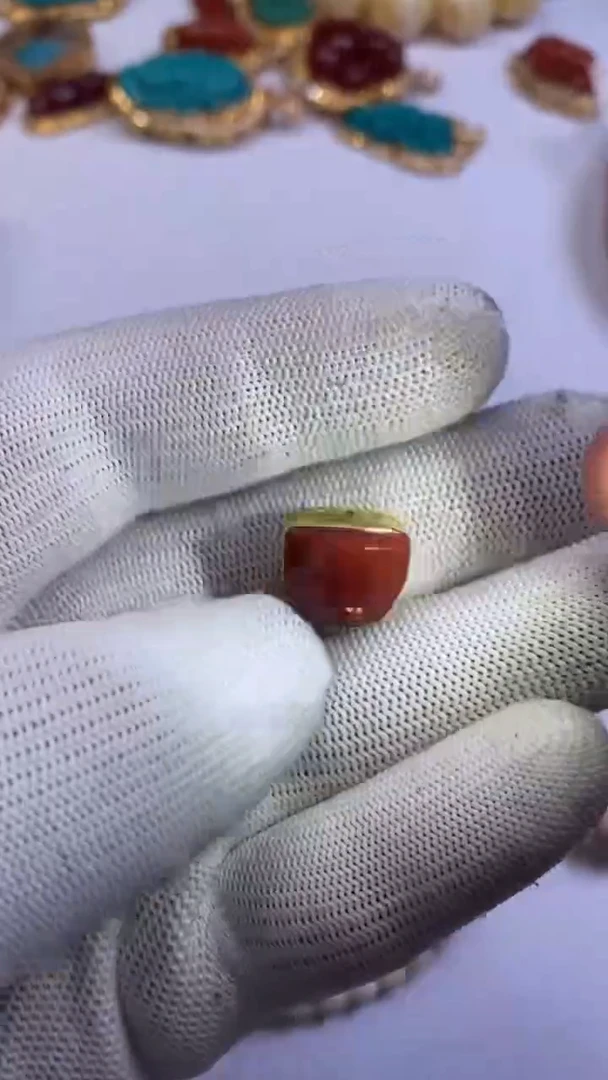 18K金镶嵌1南红玛瑙1