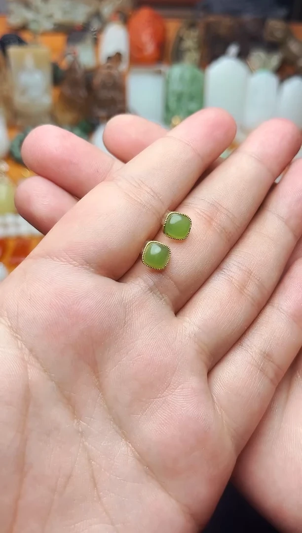 【闪购商品】和田玉耳饰银S925镶嵌耳钉01